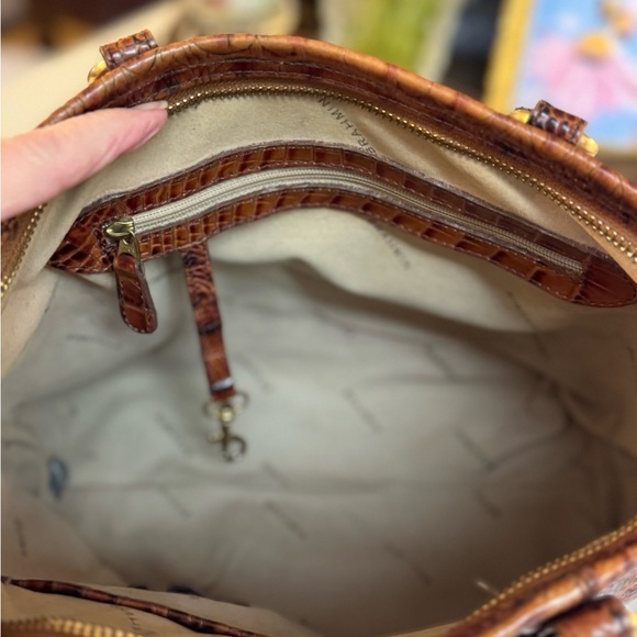 🤎 BRAHMIN MINI ASHER SATCHEL IN THE COLOR PECAN! - Picture 8 of 11